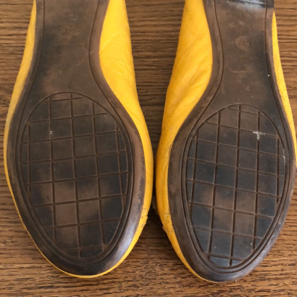 Balenciaga Yellow Flats EU 37 - Picture 14 of 17